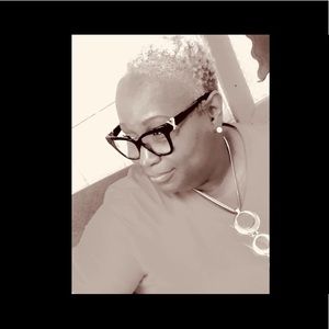 Meet your Posher, Bernadette